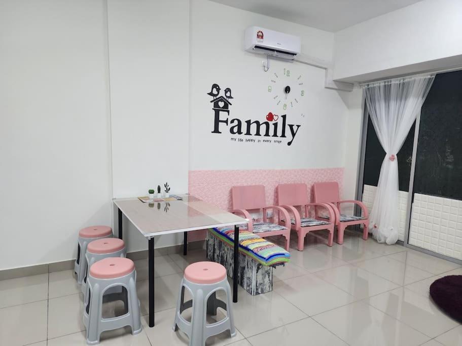 Cozy Familee Homestay Simpang Ampat  Exteriér fotografie